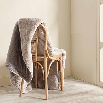 MANTA KARAMELO ESTELA