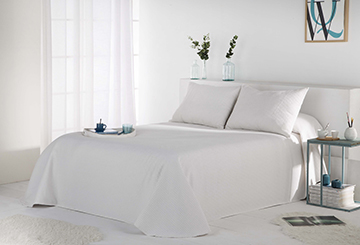 COLCHA KARAMELO DAVINIA