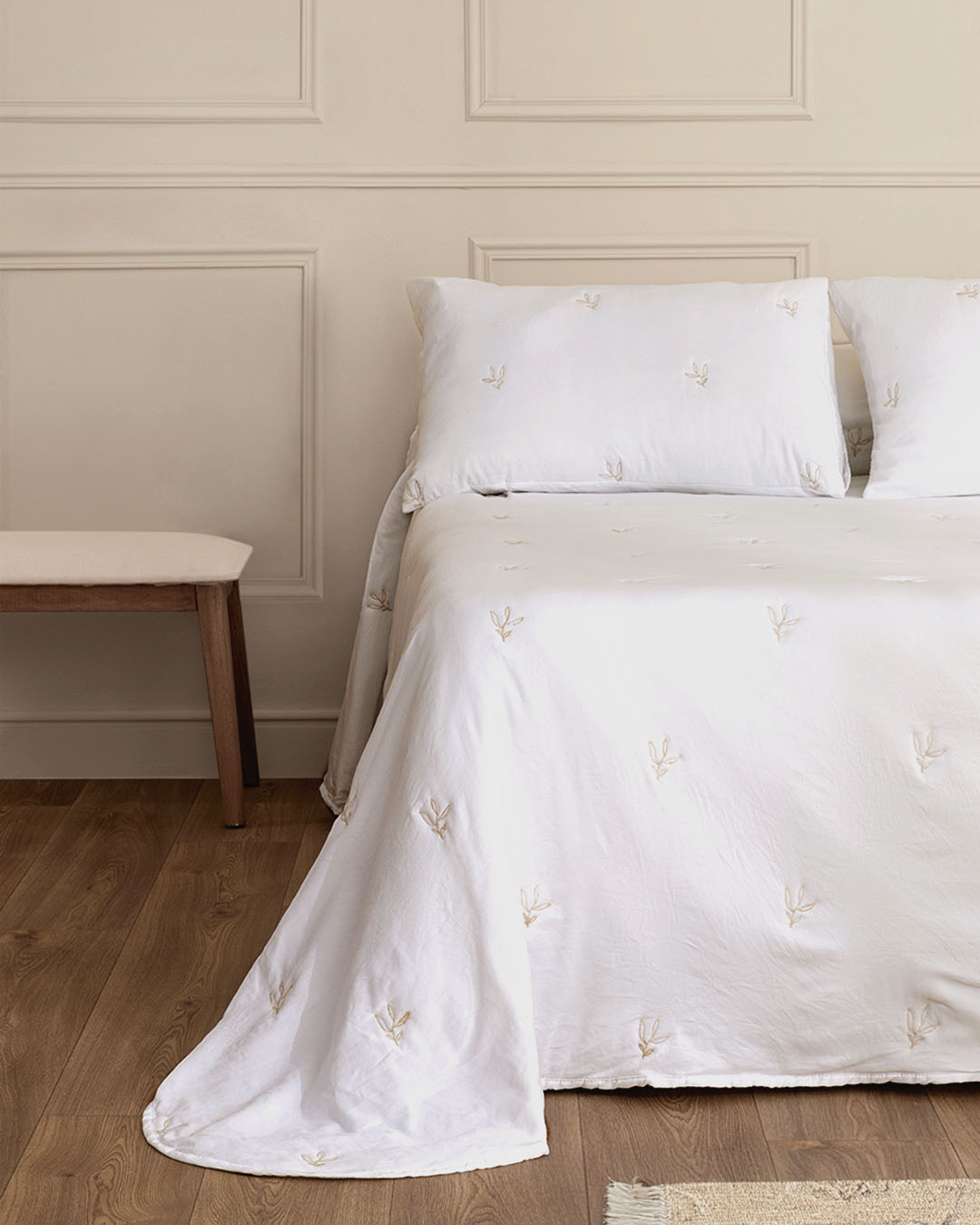 COLCHA BORDADA DON ALGODÓN PALMA