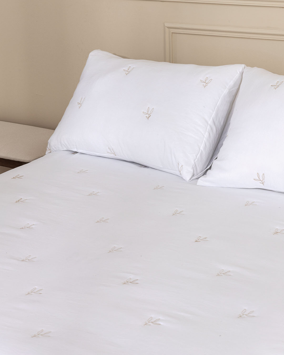 COLCHA BORDADA DON ALGODÓN PALMA