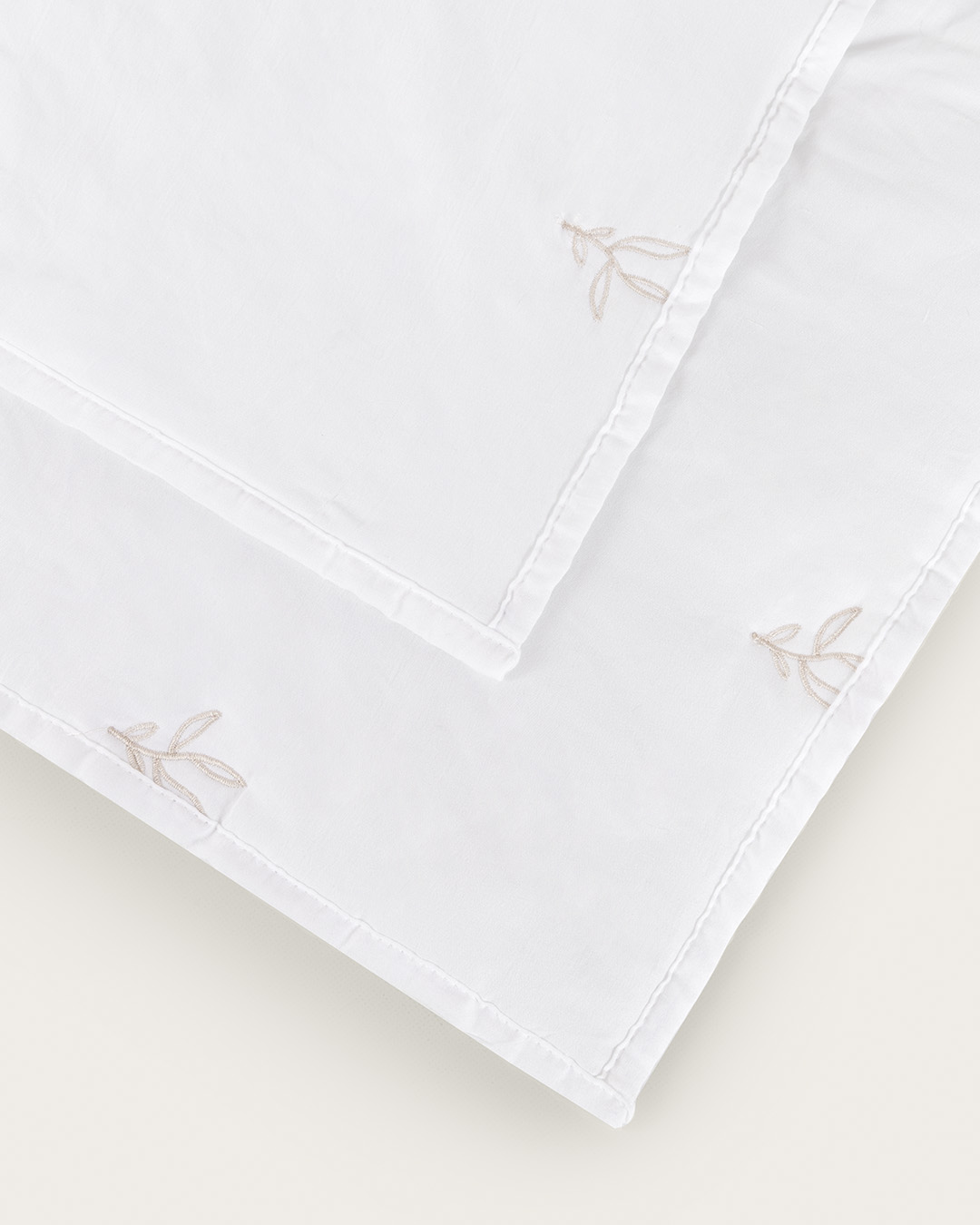 COLCHA BORDADA DON ALGODÓN PALMA